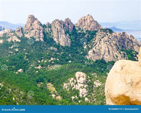 如何坐車去嶗山？嶗山不僅是一處自然美景，更是一個歷史文化的寶庫，吸引著眾多遊客前來探訪。